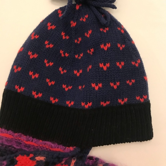 Marc By Marc Jacobs Wool Hat with Attached Scarf - Picture 5 of 8